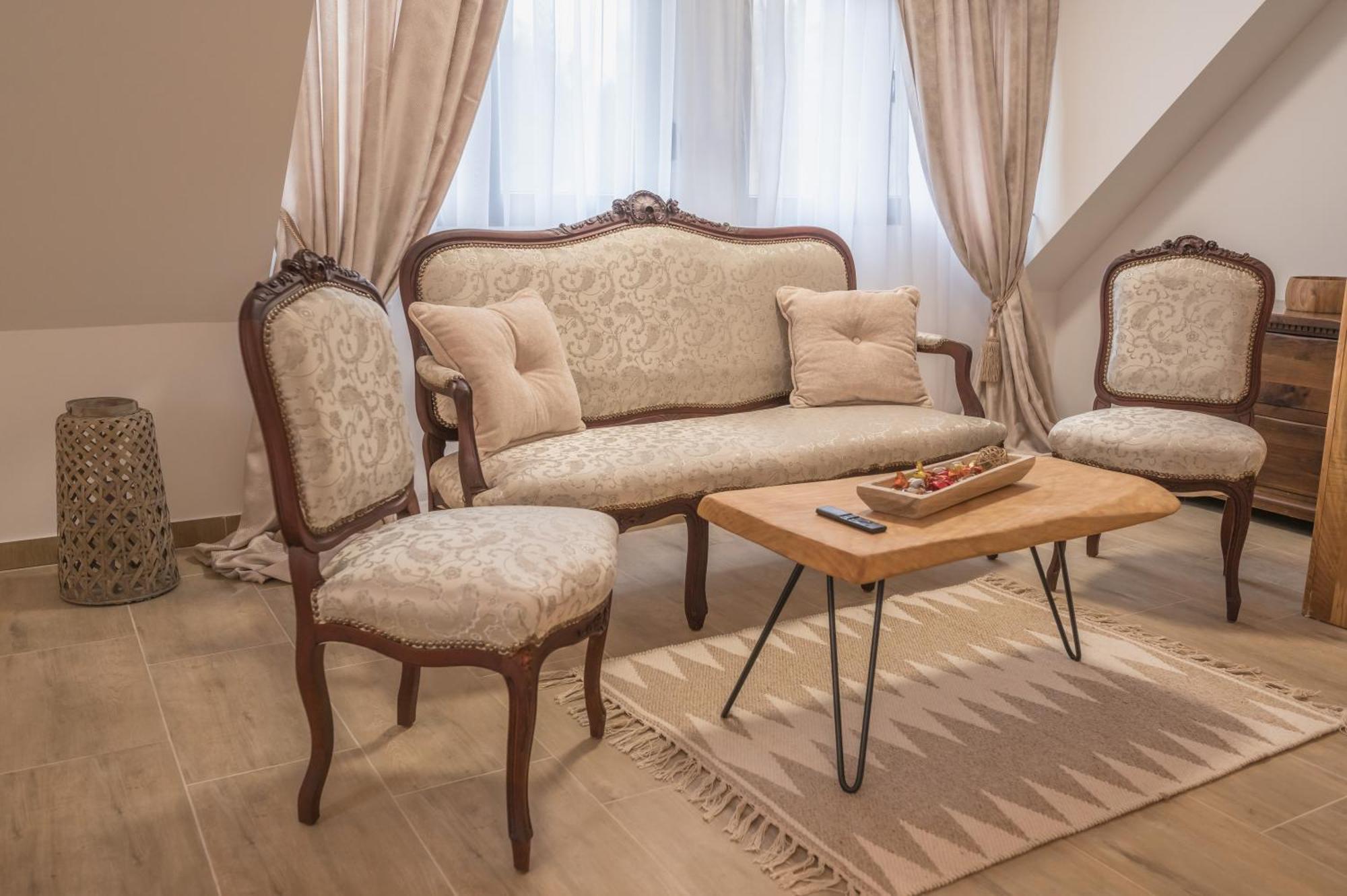 Konak Lecic Trsic Εξωτερικό φωτογραφία